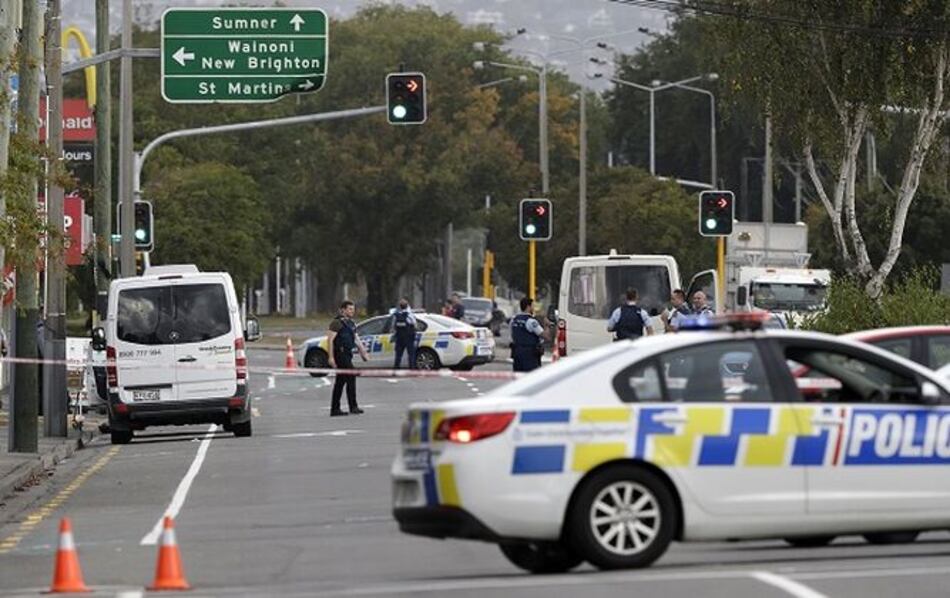 40 muertos y cuatro sospechosos detenidos tras ataques en dos mezquitas de Nueva Zelanda