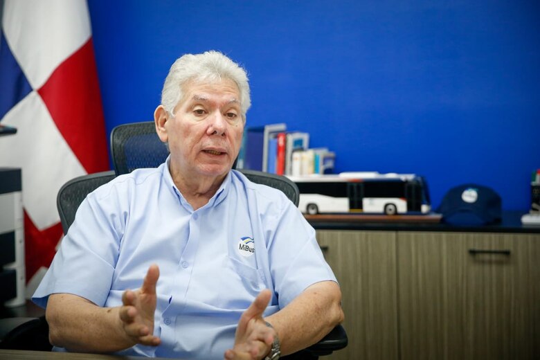 BID y MiBus impulsan plan de movilidad sostenible con flota eléctrica en 2027