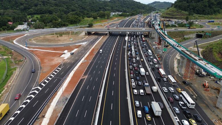 Nueva carretera de ocho carriles promete fluidez en el tráfico hacia Panamá Oeste