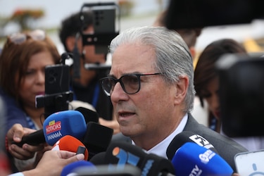 Minuto a minuto: Mulino lloró frente a la Asamblea al mencionar a su esposa