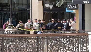 California: hombre asesina a su esposa en mall e intenta suicidarse