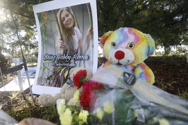 La joven estadounidense Gabby Petito fue víctima de un homicidio, dice el FBI