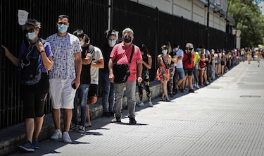 Argentina supera los 100,000 contagios de Covid-19 en un día