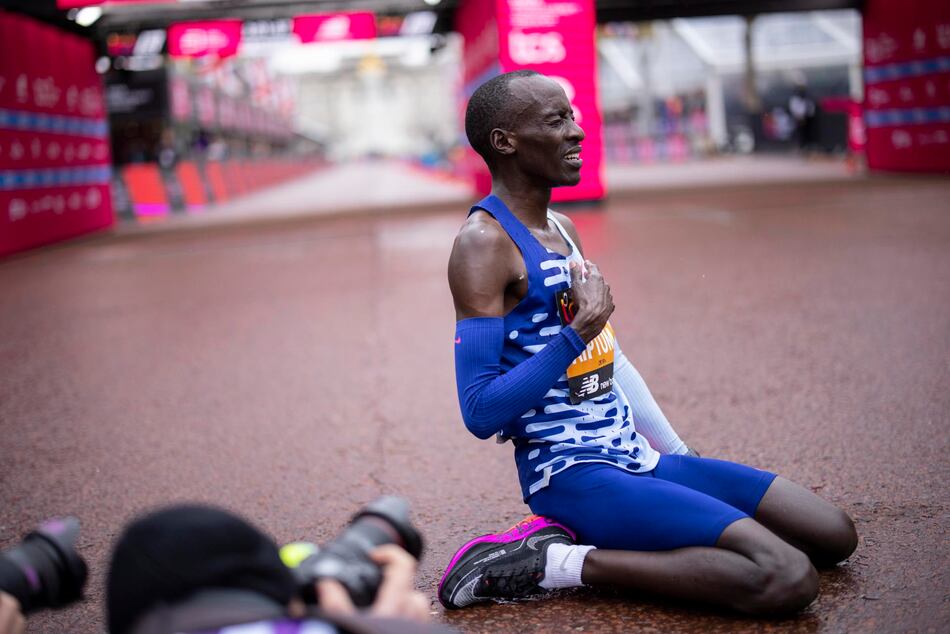 Muere Kelvin Kiptum, el plusmarquista mundial de maratón