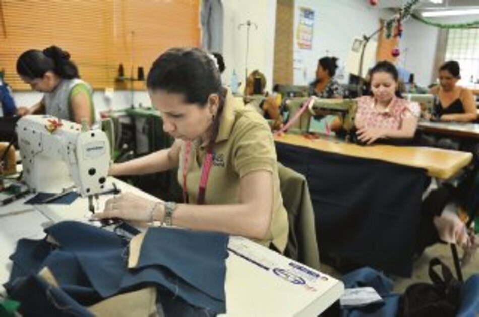 La agridulce confección de ropa