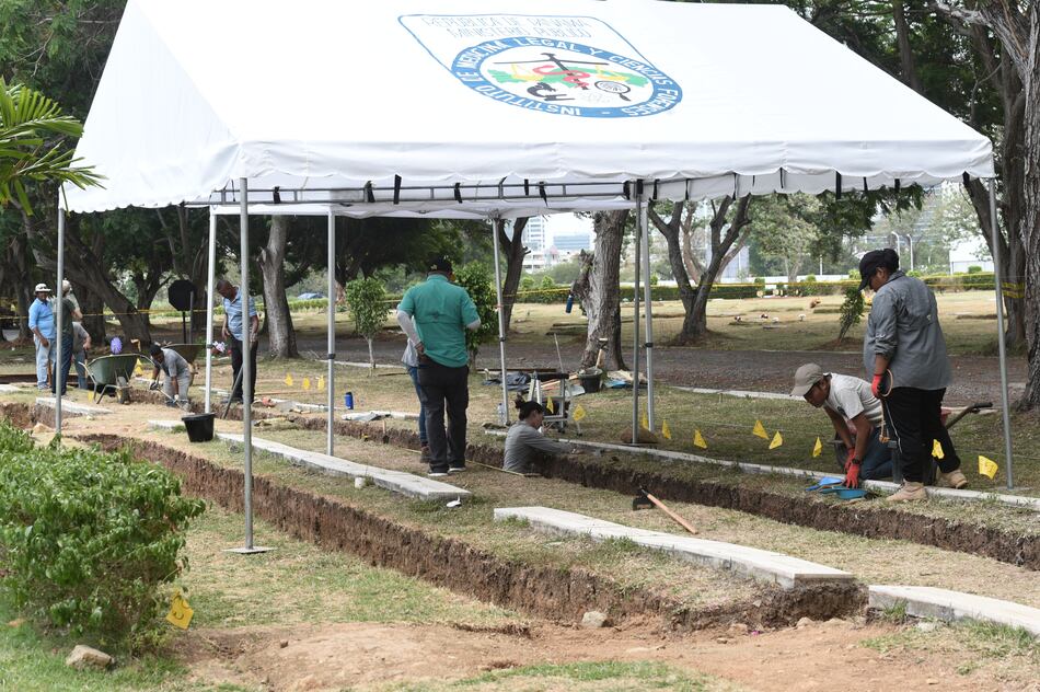 Familiares reciben primeros restos óseos de Ismael Dorcy, uno de los desaparecidos en la invasión