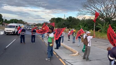 Protestas de Suntracs causaron cierre parcial de algunas vías como la calle 50 y la avenida Cincuentenario