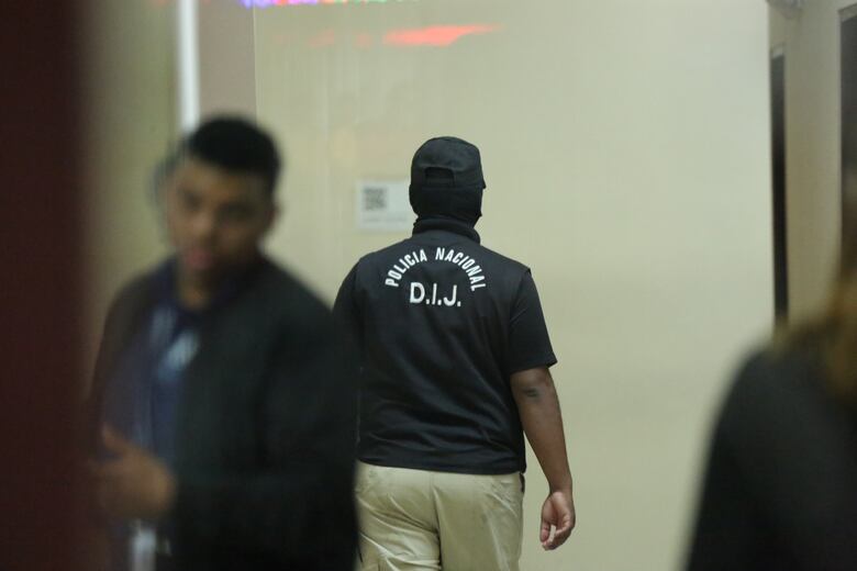 Hijo de magistrado Cedalise recibe detención domiciliaria por operación Eros