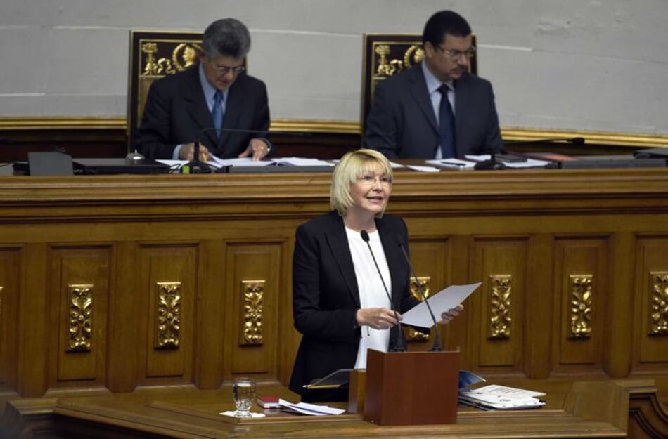 Fiscal exiliada dice que guerra de Maduro contra corrupción es falsa