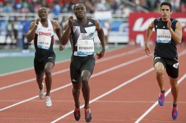 Alonso Edward gana con autoridad en Rabat