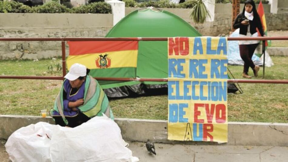 Evo Morales acelera su campaña de reelección ante un creciente rechazo
