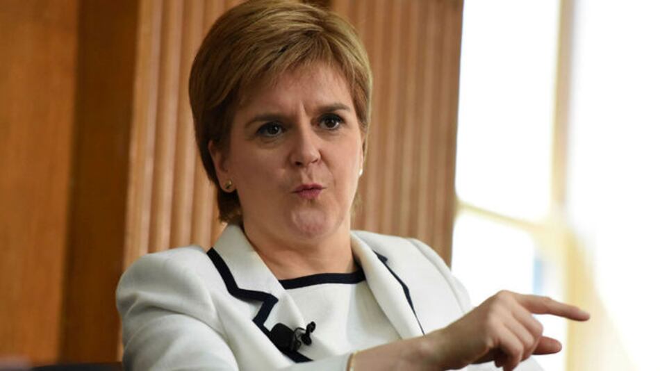 Escocia levanta restricción a grandes eventos y se prepara para vivir con el coronavirus