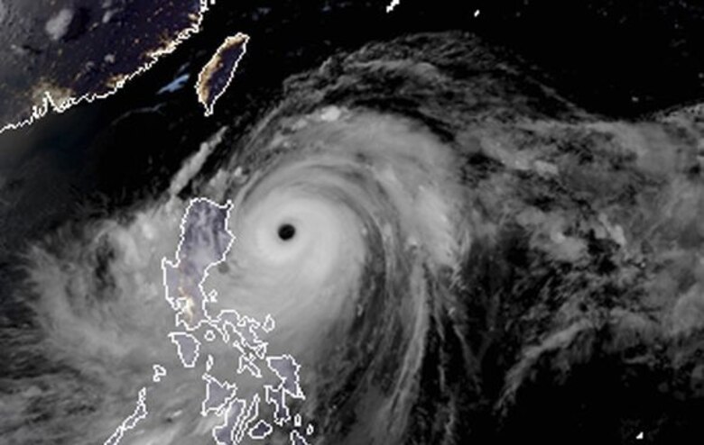 Tifón Mangkhut barre Filipinas con lluvias torrenciales