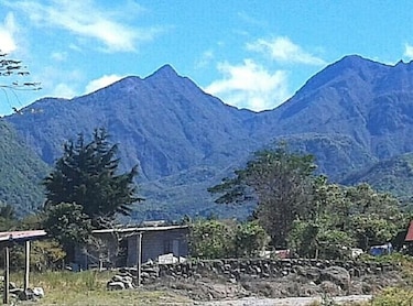 Suspenden entrada a la cima del volcán Barú por el sector de Los Llanos