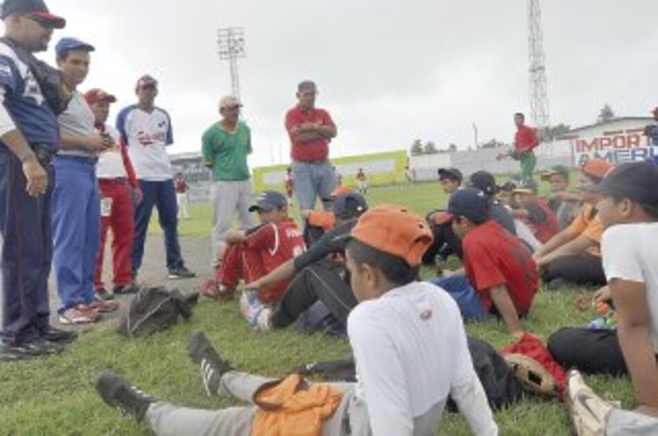 Definida selección de béisbol infantil clase AA