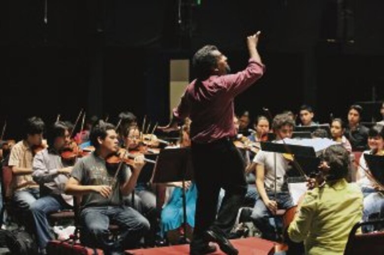 Joven concierto de cultura