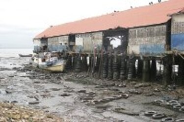 Se analizan dos lugares para mudar el Muelle Fiscal