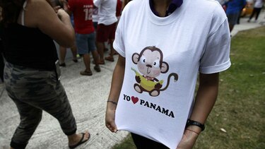 Protestan contra el programa crisol de razas