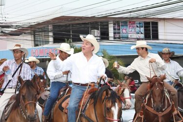En David realizan cabalgata en honor a San José