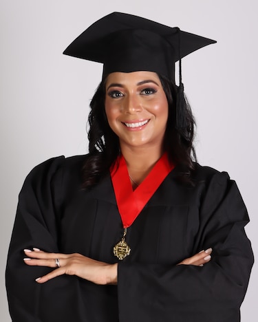 La Universidad de Panamá presenta a los graduados de su Facultad de Derecho y Ciencias Políticas