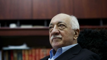 Turquía envía documentación a Estados Unidos, pide arresto de clérigo Fethüllah Gülen