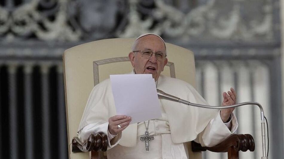 Papa Francisco busca santos 'de clase media' cercanos a los pobres