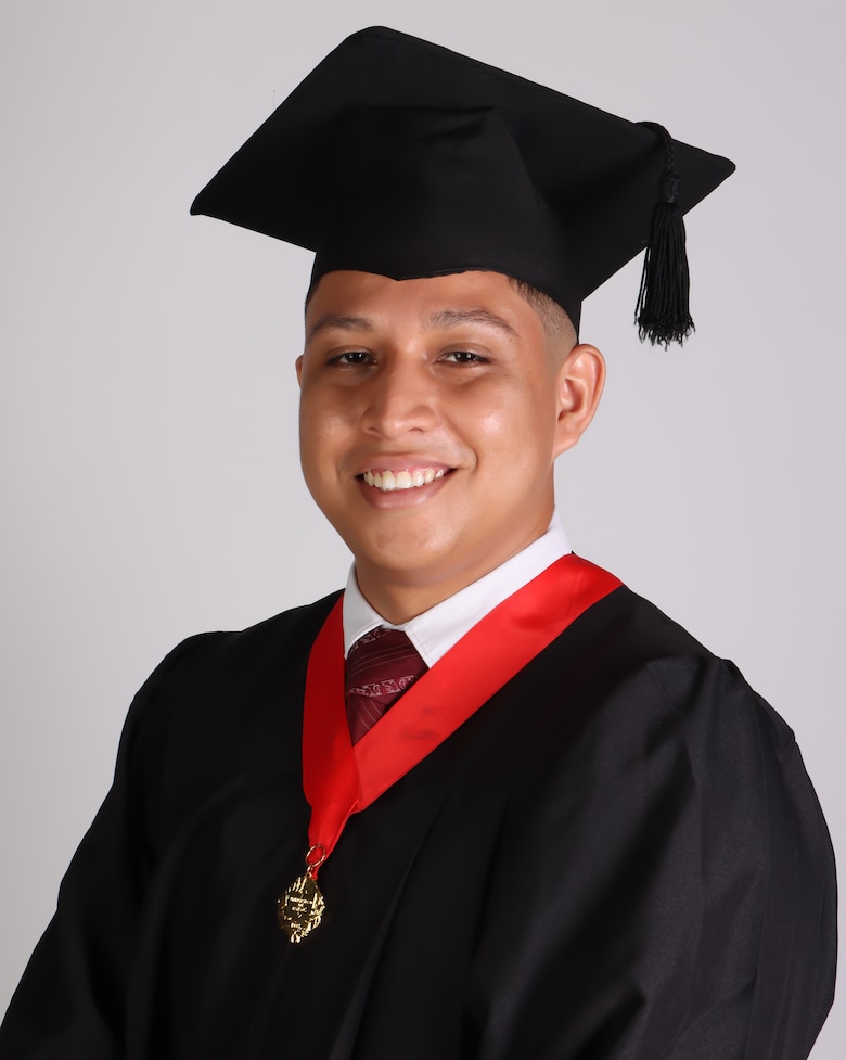 La Universidad de Panamá presenta a los graduados de su Facultad de Derecho y Ciencias Políticas