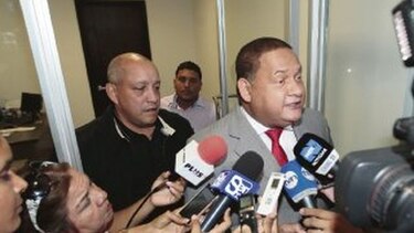 Pactos a puertas cerradas