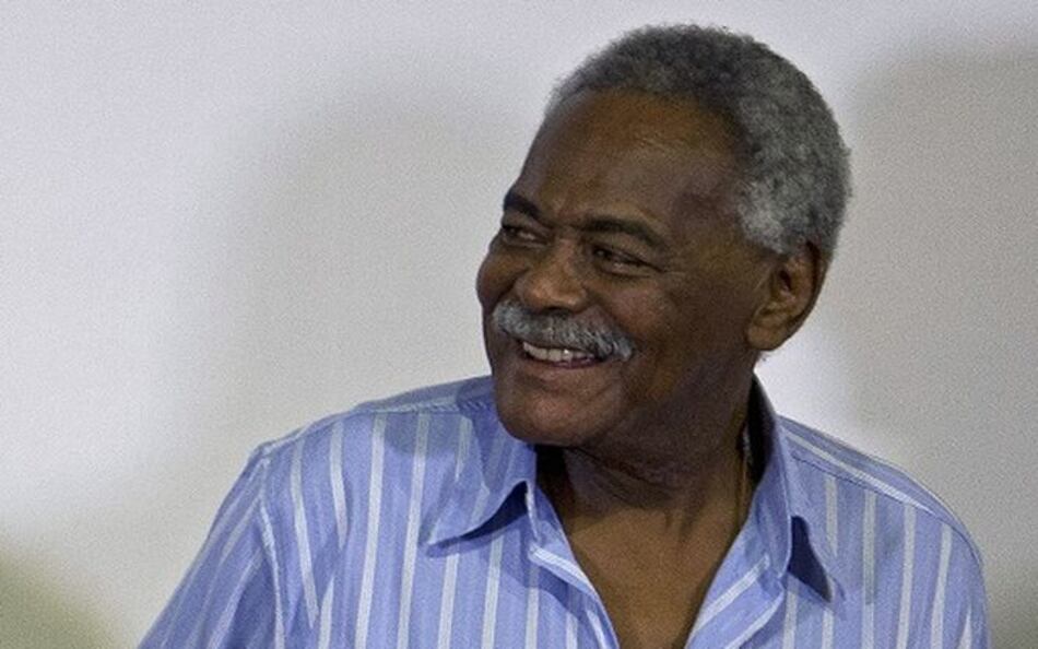 Muere Coutinho, ídolo del fútbol brasileño y compañero de Pelé