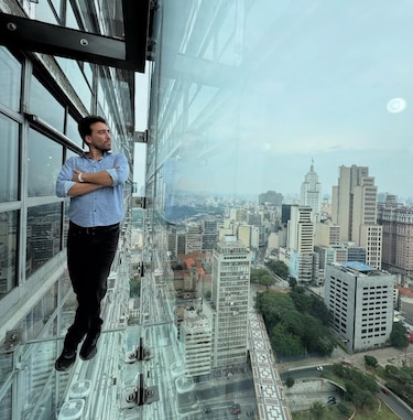 Migración impide ingreso a Panamá de creador de contenido Pelo Fuego