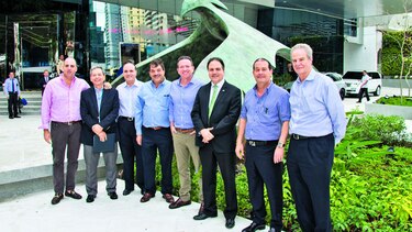 Capital Bank devela su águila harpía