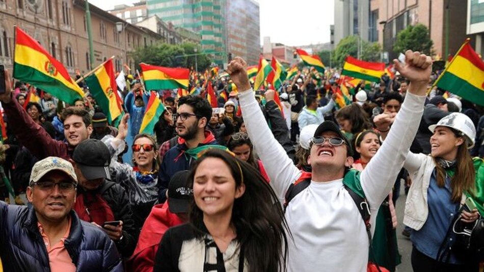 Bolivia amanece sin presidente
