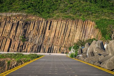 Cuáles son las ventajas de agregar flúor al agua potable y por qué Estados Unidos quiere dejar de hacerlo