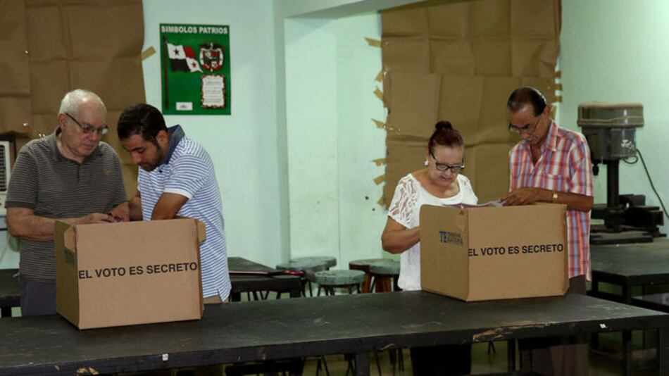 Concluye elección de delegados del PRD con un 37% de participación