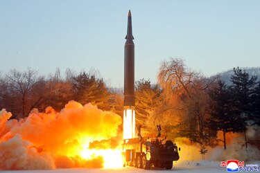 Corea del Norte asegura haber probado con éxito un misil hipersónico