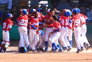 Panamá alcanza al bronce en Panamericano de Béisbol Sub-10