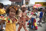 Desfile de la etnia negra en Río Abajo: cultura y tradición en las calles
