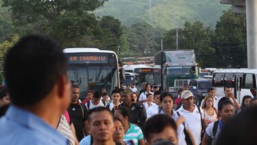 Finaliza paro de transporte convocado por Canatra