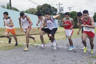 Chiricanos se preparan para evento de atletismo
