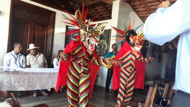 Pariteños, listos para el Corpus Christi