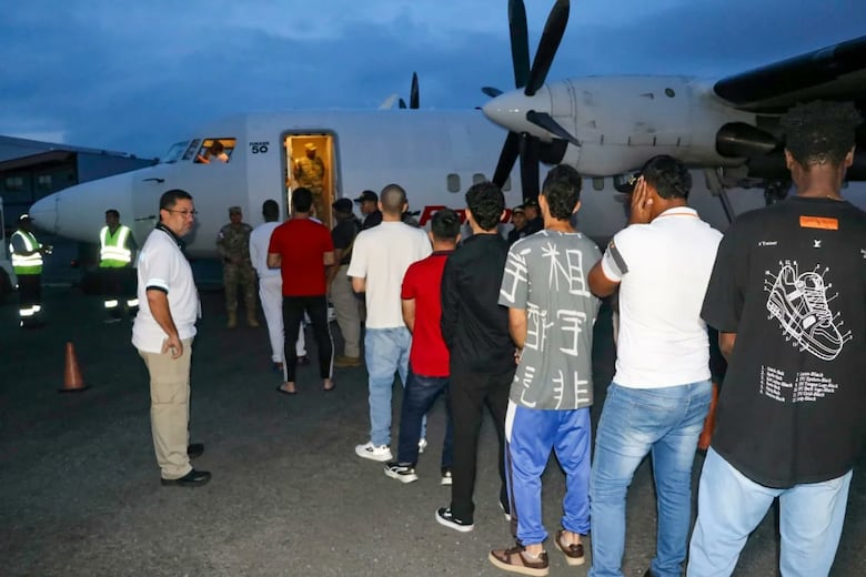 Panamá recibe el primer vuelo con migrantes deportados de Estados Unidos: ¿Se convertirá en país receptor?