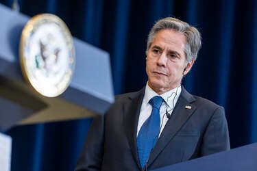 Blinken reitera las advertencias sobre posibles suministros de armas de China a Rusia