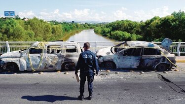 Un ratón arrodilló a México