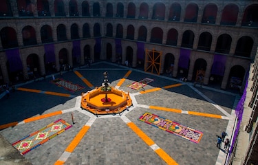 México dedica altar del Día de Muertos a fallecidos por Covid-19