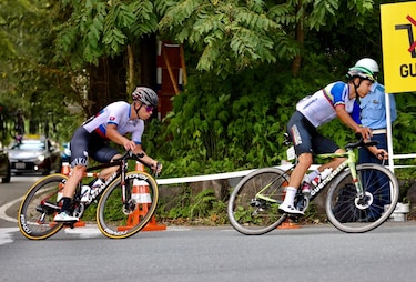 El ciclista ecuatoriano Richard Carapaz gana prueba de ruta; panameño Jurado no termina la carrera