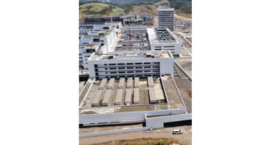 Autoridades y FCC evalúan cronograma de construcción de la Ciudad de la Salud