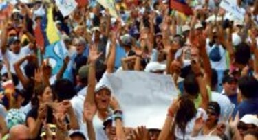 Protestan contra cierre de RCTV