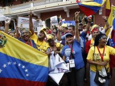 Nicolás Maduro llega a Panamá