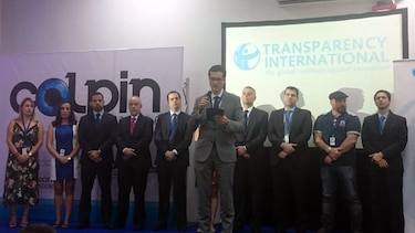 Los fiscales brasileños de Lava Jato ganan el Premio contra la Corrupción