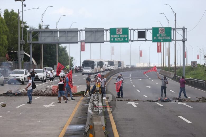 Un lunes marcado por los cierres y protestas